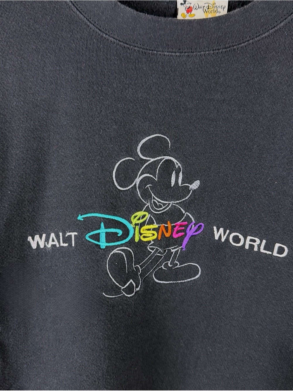 Vintage 90s Walt Disney World Embroidered Mickey Pullover Sweatshirt Size L - Picture 3 of 8